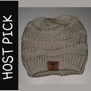 NEW Star Soft Grey Winter Beanie